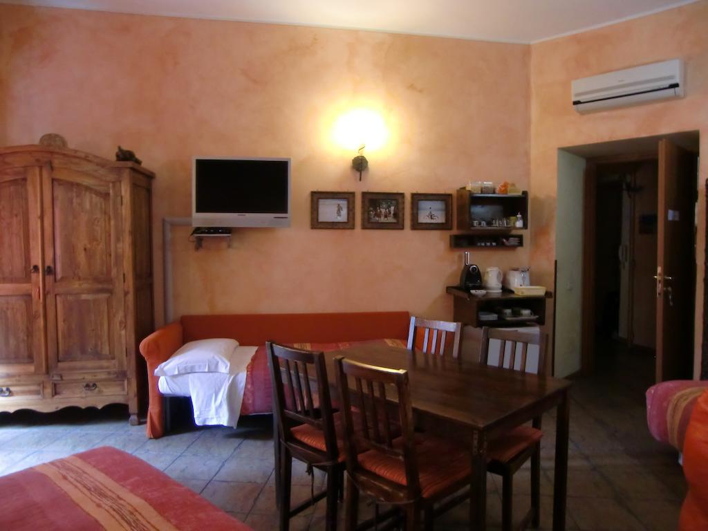 Momi Bed And Breakfast Roma Habitación foto